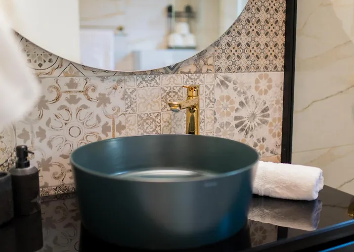 Luxury Karigo 2 * מאקרסקה