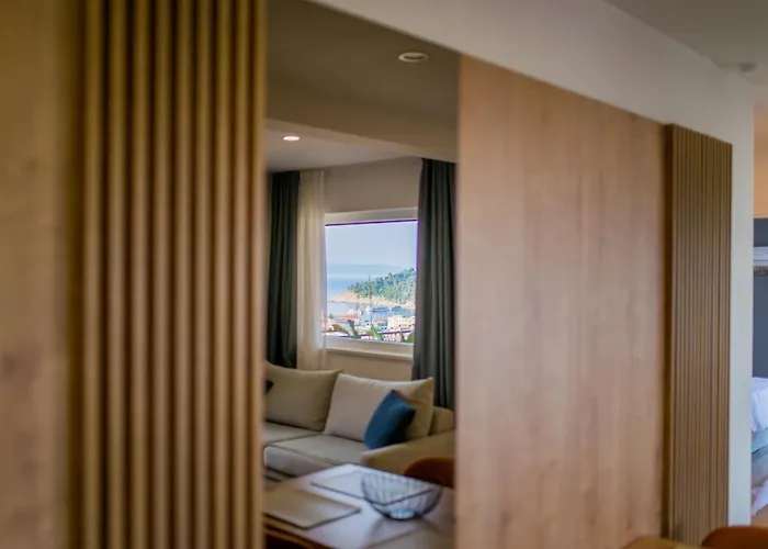 Luxury Karigo 2 * מאקרסקה
