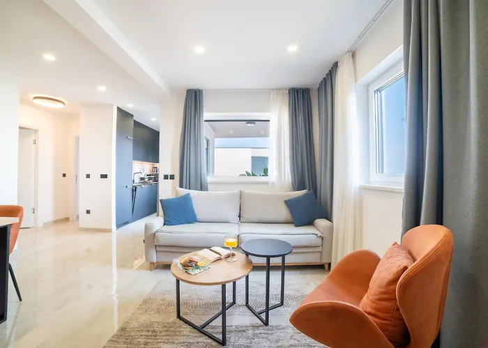 Luxury Karigo 2