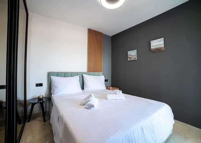 Luxury Karigo 2 *