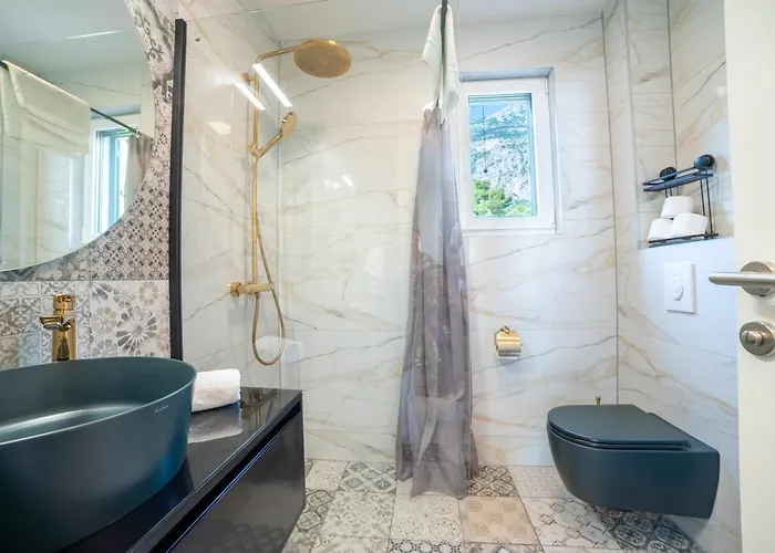 דירה Luxury Karigo 2 מאקרסקה
