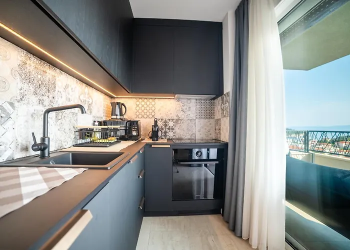 Luxury Karigo 2 *