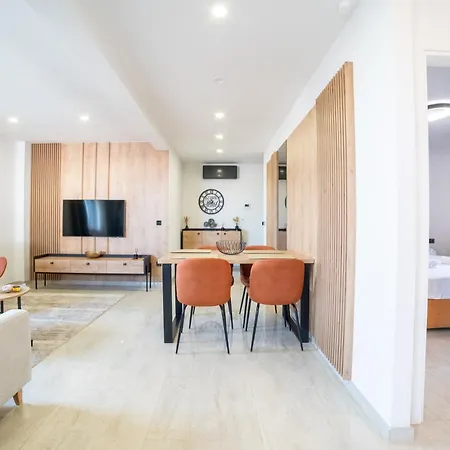 Luxury Karigo 2 Appartement *