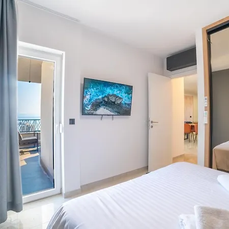 Luxury Karigo 2 *